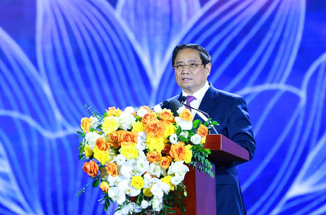 El primer ministro de Vietnam, Pham Minh Chinh, interviene en la clausura (Foto: VNA) vna-potal-thu-tuong-du-le-be-mac-trien-lam-thanh-tuu-dat-nuoc-80-nam-hanh-trinh-doc-lap-tu-do-hanh-phuc-8276734.jpg