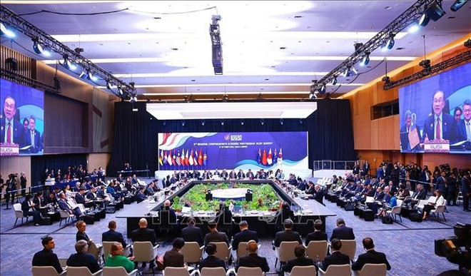 Panorama de la cita (Foto: VNA) vna-potal-thu-tuong-pham-minh-chinh-tham-du-hoi-nghi-cap-cao-cac-nuoc-tham-gia-hiep-dinh-rcep-lan-thu-5-stand-1.jpg