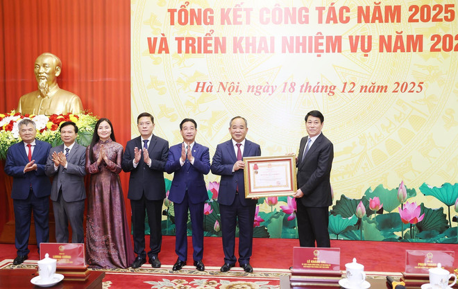 vna-potal-chu-tich-nuoc-du-hoi-nghi-tong-ket-cong-tac-nam-2025-cua-van-phong-chu-tich-nuoc-8480035.jpg