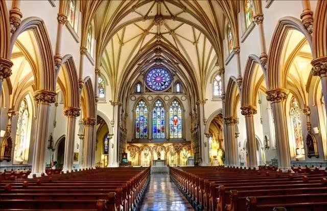 El 26 de diciembre, la Orquesta Sinfónica Nacional de Vietnam ofrecerá un concierto benéfico navideño en la Catedral de San José de Hanoi. (Foto: 2.ex-cdn.com)