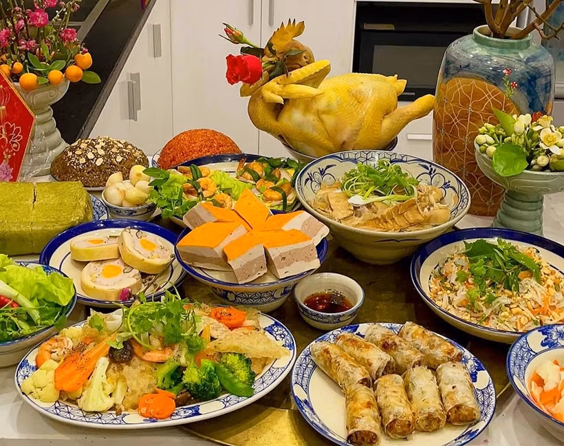 Un banquete tradicional del Tet de Hanoi.