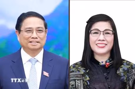 El primer ministro Pham Minh Chinh, y su esposa. (Fuente: VNA)