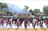 Presentación colectiva de khen del pueblo étnico Mong. Foto: VNA.