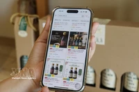 Tarifas más altas en las plataformas de comercio pesan sobre los vendedores en línea. (Foto: VNA)