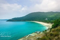 Explotan potencial turístico de la costa sur de Hoi An