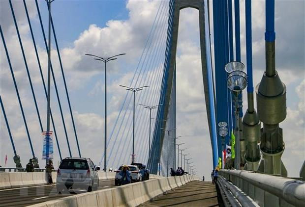 Proyecta Vietnam impulsar inversiones públicas en construcción de infraestructuras