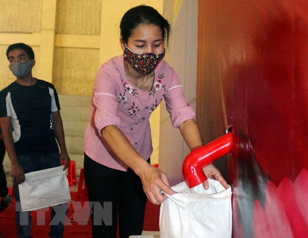 Instalan primer cajero automático de arroz en provincia vietnamita de Ha Nam