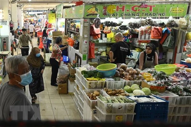 Recibirán singapurenses asistencia financiera del gobierno