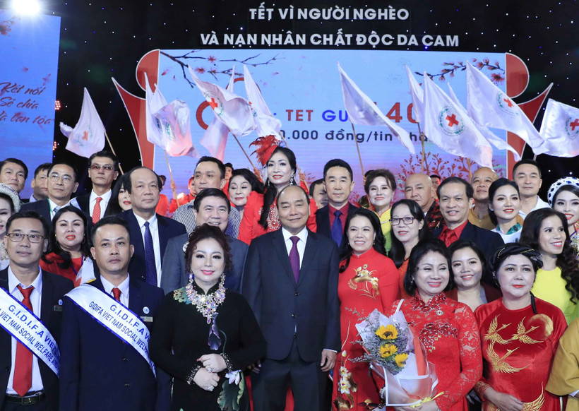 Premier de Vietnam resalta aportes a los pobres