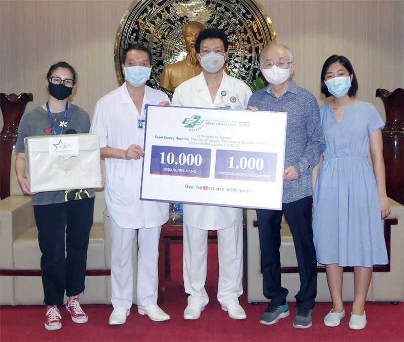 Hospital vietnamita ayuda a socio alemán en el combate contra el COVID-19