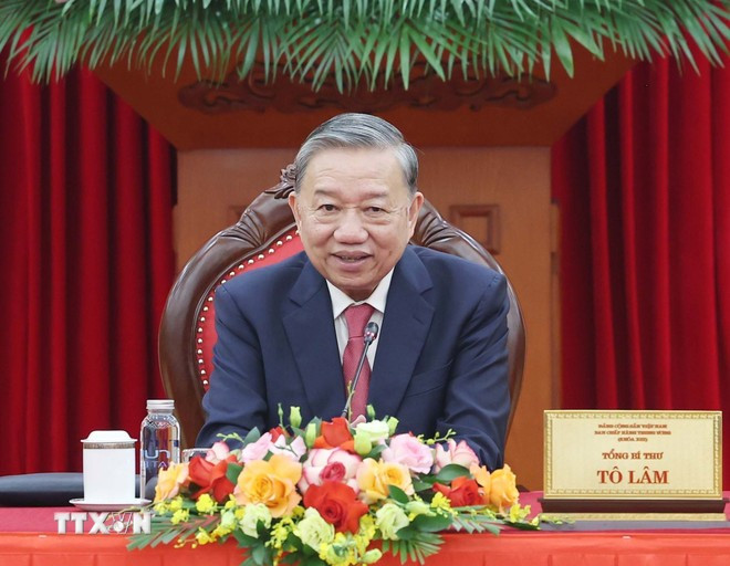 El secretario general del Partido Comunista de Vietnam, To Lam. (Fuente: VNA) tong-bi-thu-to-lam-va-tong-thong-hoa-ky-donald-trump-dien-dam-8128177.jpg