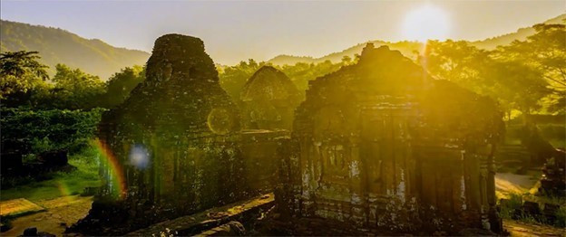 Las antiguas ruinas de Champa aparecen en el video promocional. dau-tich-chapmpa-co-xuat-hien-trong-video-clip-quang-ba.jpg