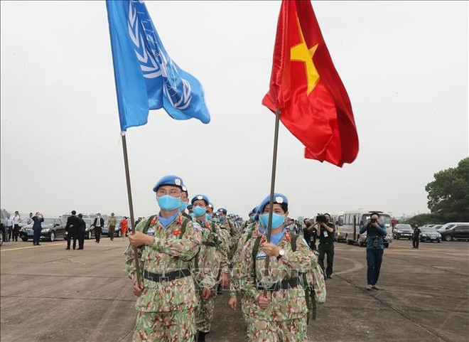 Vietnam participa en las misiones de la paz. (Fuente: VNA) gin-giu-hoa-binh-lhq-24122022-01.jpg