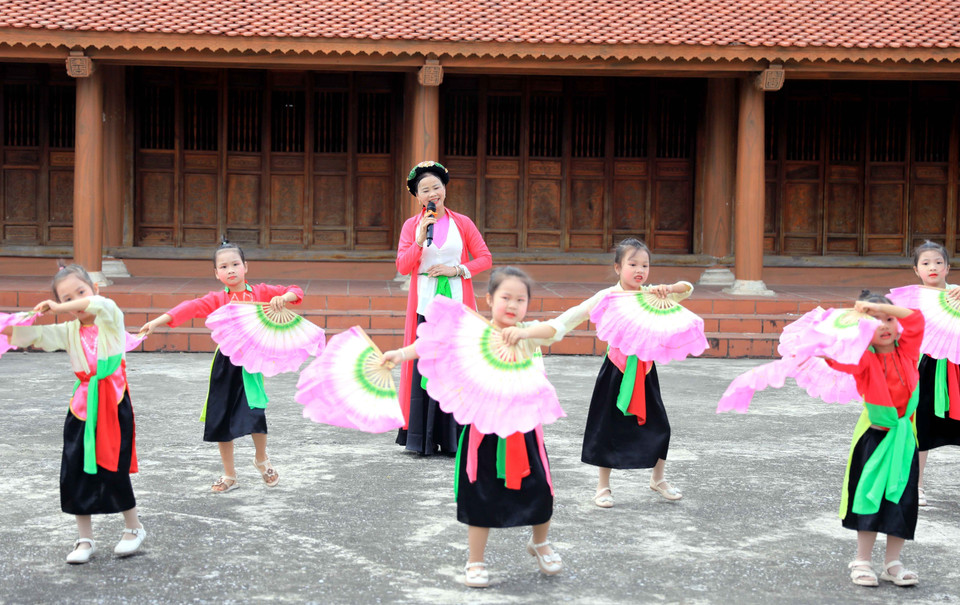 Una actividad del Club Cheo de la comuna de Vu Binh (Kien Xuong, Thai Binh). (Foto: VNA)