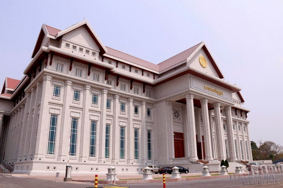 Nuevo edificio de la Asamblea Nacional de Laos, un regalo del Partido, el Estado y el pueblo de Vietnam al Partido, el Estado y el pueblo de Laos (2021). (Foto: VNA)