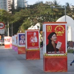 Vietnam se tiñe de rojo para dar la bienvenida al XIV Congreso del Partido