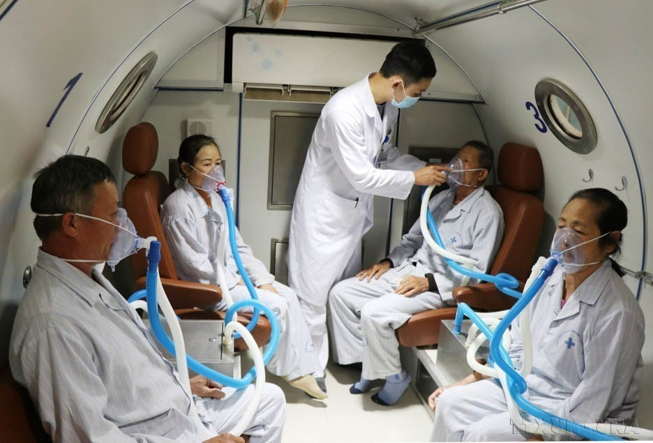 El Hospital de Medicina Tradicional Thai Nguyen promueve la quintaesencia de la medicina étnica tradicional combinada con técnicas médicas modernas para tratar una serie de enfermedades con alta eficiencia. (Foto: VNA)