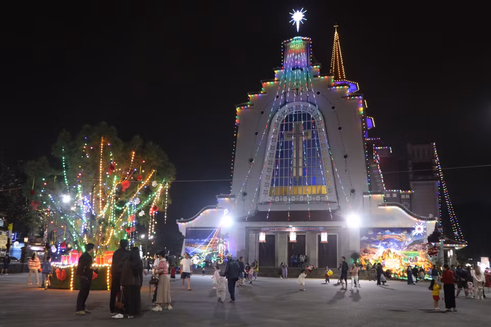 El ambiente navideño es vibrante en Hue. (Foto: VNA)