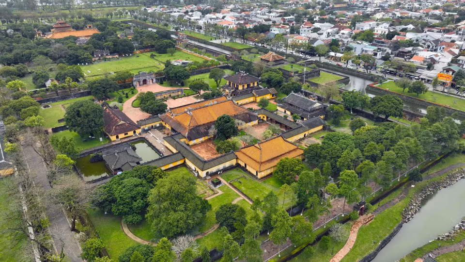 El Palacio Dien Tho, parte del Complejo de Monumentos de Hue, fue la residencia de las Reinas Madres y Grandes Reinas Madres durante aquel período. Es una de las construcciones arquitectónicas más singulares que aún se conserva casi intacta hasta el día de hoy. (Foto: VNA)