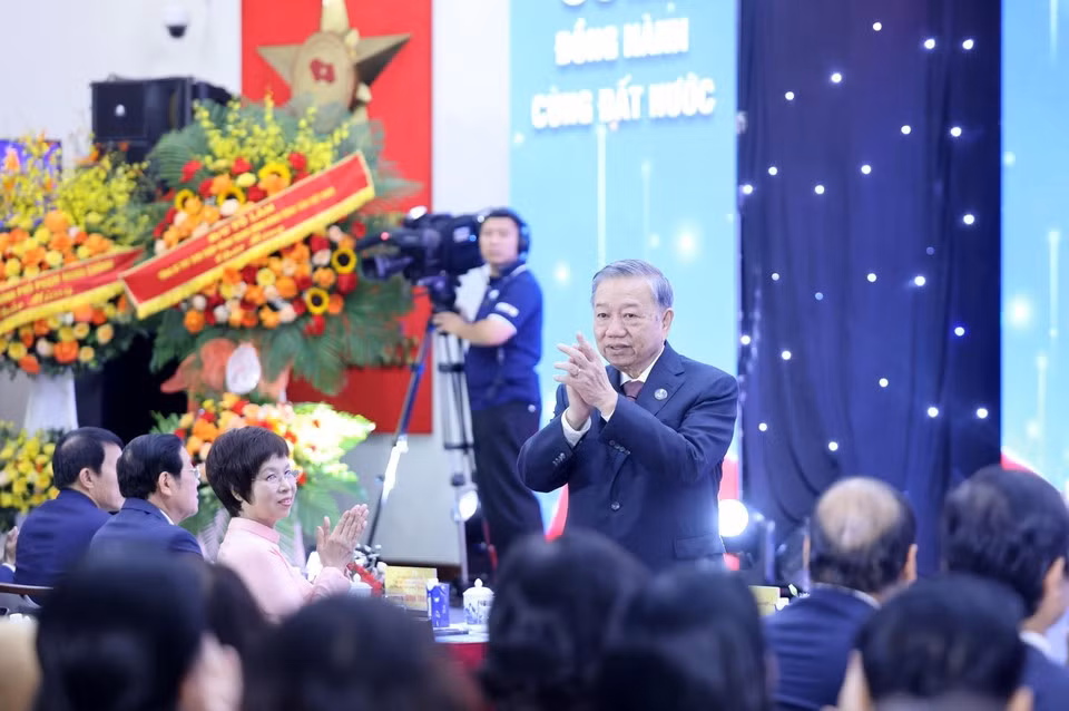 El secretario general To Lam asiste al 80º aniversario de la fundación de la VNA. (Foto: VNA)