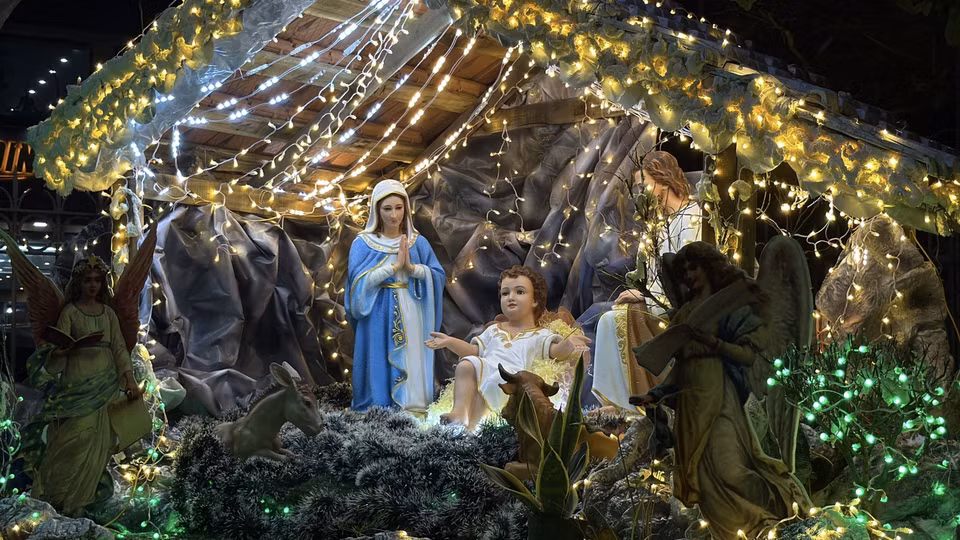 Los pesebres y las decoraciones están meticulosamente elaborados y son visualmente hermosos. (Foto: VNA)