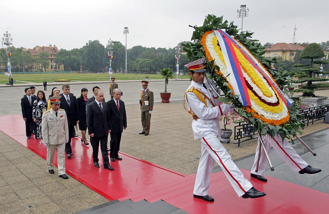 La segunda visita del presidente ruso Vladimir Putin en 2006. (Fuente: AFP) Putin2.png