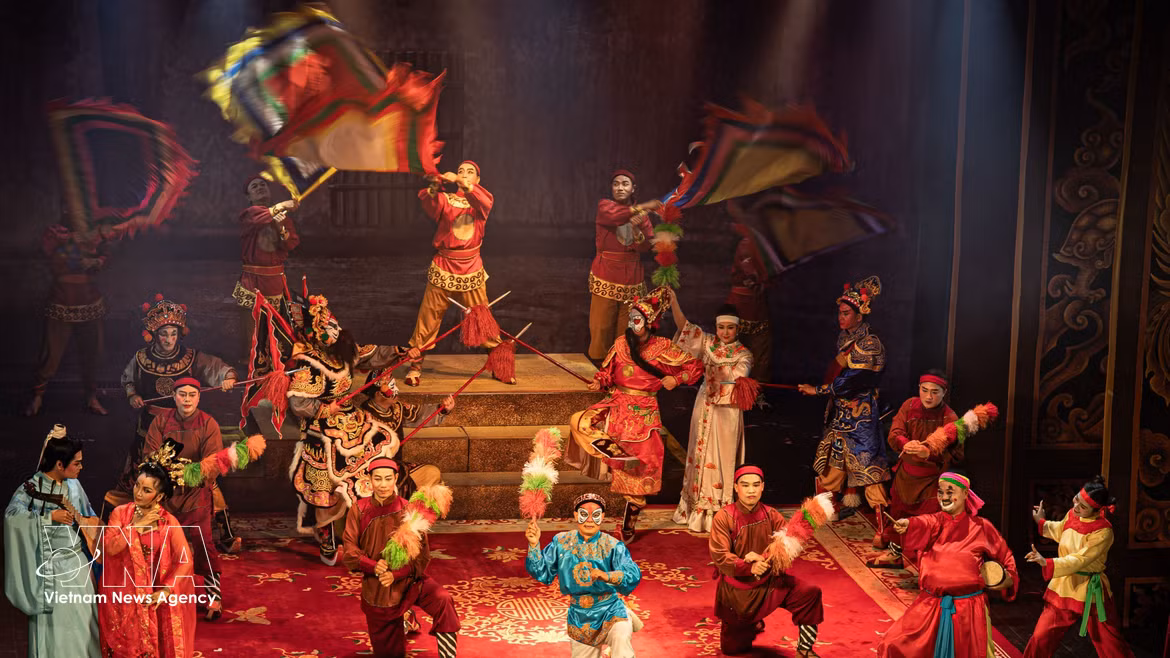 Hanoi, ciudad de experiencias culturales nocturnas