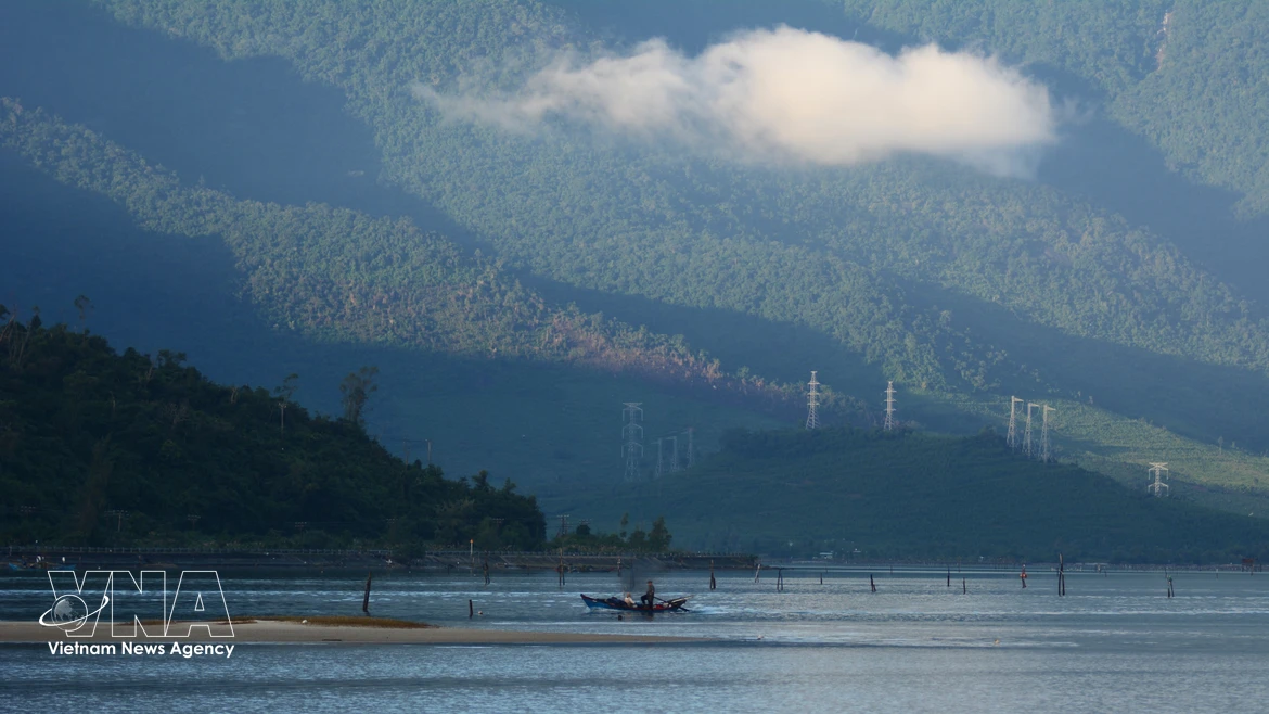 Laguna Lap An, un paisaje de belleza poética en Hue