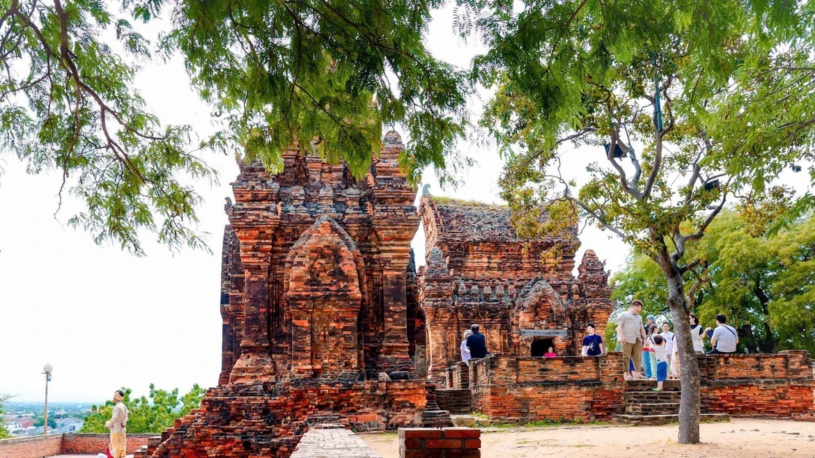 Belleza de los templos y torres de la provincia de Khanh Hoa