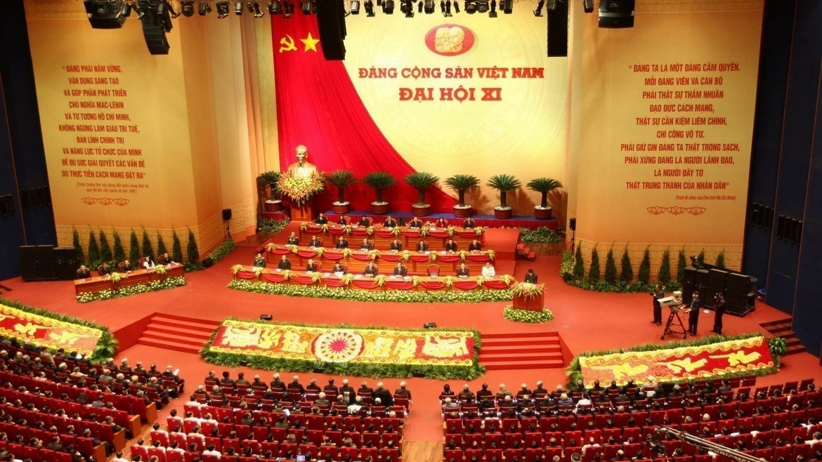 Bajo el liderazgo del Partido, Vietnam supera dificultades y consolida su crecimiento