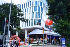El edificio del Centro de Emprendimiento e Innovación de Ciudad Ho Chi Minh (SIHUB), que abarca casi 17.000 metros cuadrados, funciona bajo un modelo de asociación público-privada. (Foto: VNA)