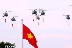 Vietnam celebra con espectáculos aéreos y navales su 80.º Día Nacional