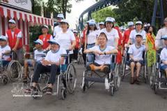 Muchas personas con discapacidad son ejemplos inspiradores de superación personal, se integran bien en la comunidad y son reconocidas en todos los aspectos de la vida social. (Foto: VNA)