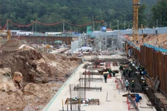 Sitio de construcción del proyecto del Centro de Convenciones APEC 2027 y obras funcionales (Foto: VNA)