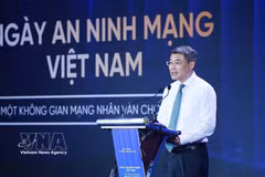 El primer ministro de Vietnam, Le Minh Hung, interviene en la cita. (Foto: VNA)