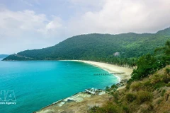 Explotan potencial turístico de la costa sur de Hoi An