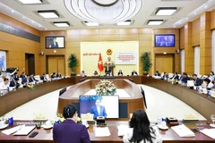 El presidente de la Asamblea Nacional de Vietnam, Tran Thanh Man, interviene en la cita (Foto: VNA)