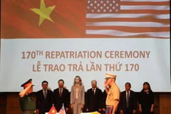 En la ceremonia (Foto: Ministerio de Relaciones Exteriores de Vietnam)
