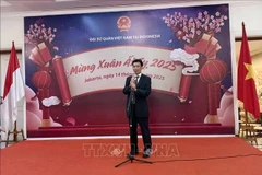 El embajador de Vietnam en Indonesia, Ta Van Thong, habla en el evento. (Foto: VNA)