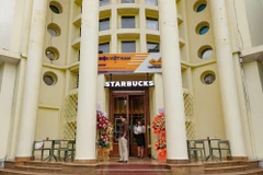 La historia detrás de la Oficina de Correos de Hanoi y su cafetería