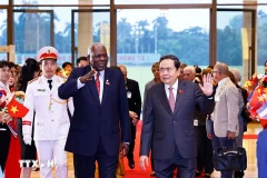 Actualidad semanal: Vietnam y Cuba reafirman sus relaciones de hermandad