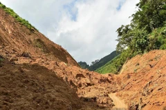 Deslizamiento de tierra en la aldea Ngoa, comuna de Yen Phu, provincia de Tuyen Quang (Foto: VNA)