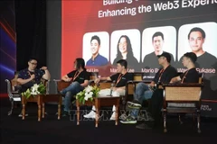 Expertos participan en un foro sobre tecnología celebrado en el marco de la Semana de Blockchain e Inteligencia Artificial de Vietnam. (Foto: VNA)
