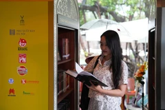 Este espacio no solo funciona como una biblioteca pública gratuita, sino también como un punto de encuentro cultural (Foto: VNA)