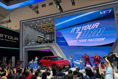 VinFast lanza el modelo de auto eléctrico VF 7 en Indonesia
