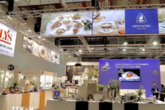 Pabellón de la empresa de cerámica Minh Long en la feria Ambiente 2025, Frankfurt, en Hesse. (Foto: VNA)