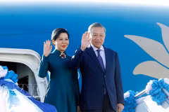 El secretario general del Partido Comunista y presidente de Vietnam, To Lam, y su esposa llegan a Bangkok para continuar su visita oficial a Tailandia. (Foto: VNA)