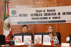 Ceremonia de firma de la agenda de cooperación parlamentaria Vietnam-México (Foto: VNA)