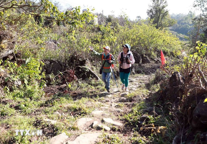 En el antiguo camino de piedra Pavie. (Fuente: VNA)