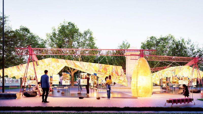 Una exposición única realizada con papel Do tradicional y materiales reciclados en el jardín de flores de Dien Hong. (Fuente: nhandan.vn)